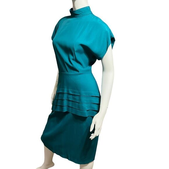 Vintage Greenish Midi Dress size Small - Picture 1 of 14